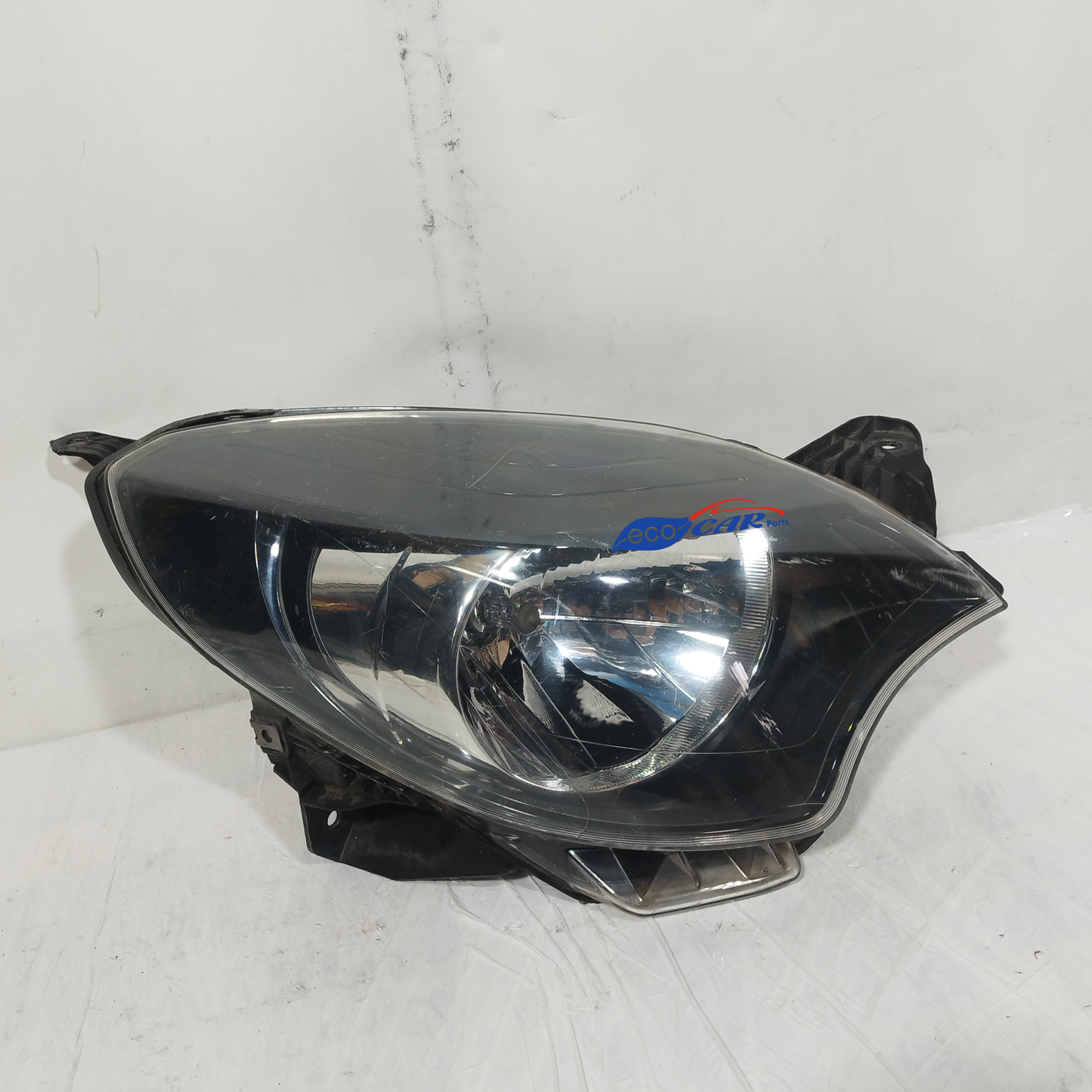 Renault Twingo 2012 rechter Frontscheinwerfer Code: 90004095 ecoAC13430