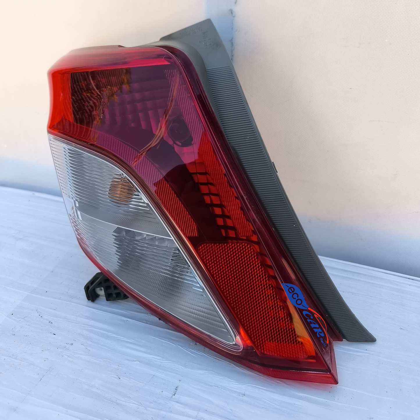 Linke Rückleuchte Toyota Yaris Baujahr 2013 ecoAG7328