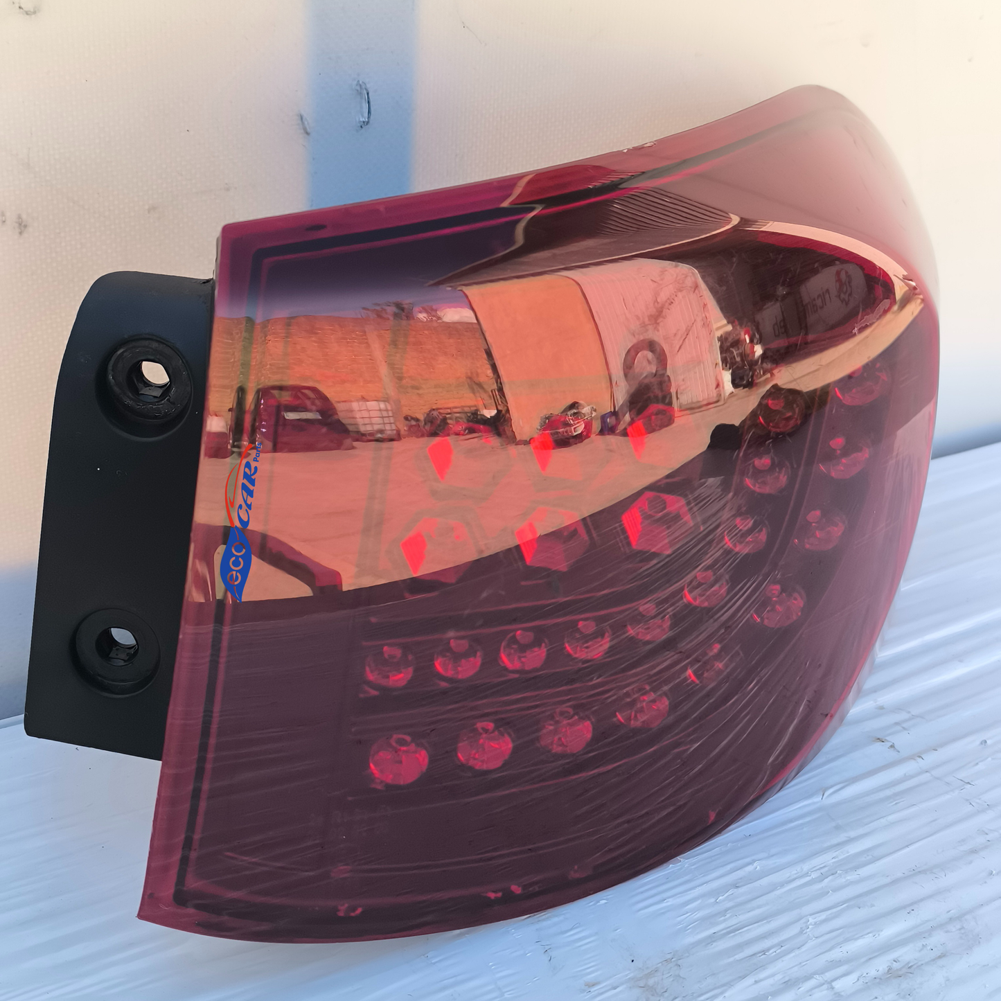 Volkswagen Tiguan 2009, nicht originale LED-Rückleuchte rechts, ecoAG7482