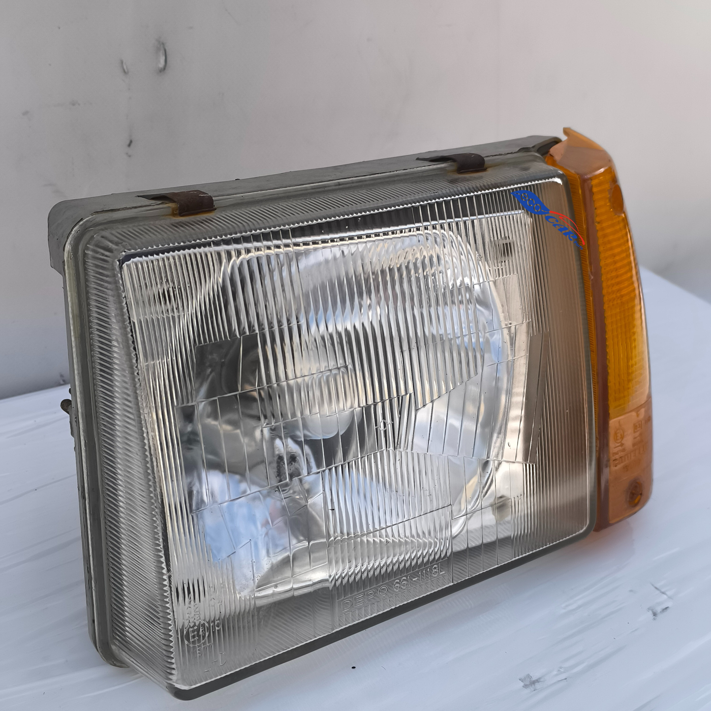 Linker Frontscheinwerfer Fiat Panda Baujahr 1995, nicht originales Ersatzteil, Blinkerstopper defekt, ecoAG527