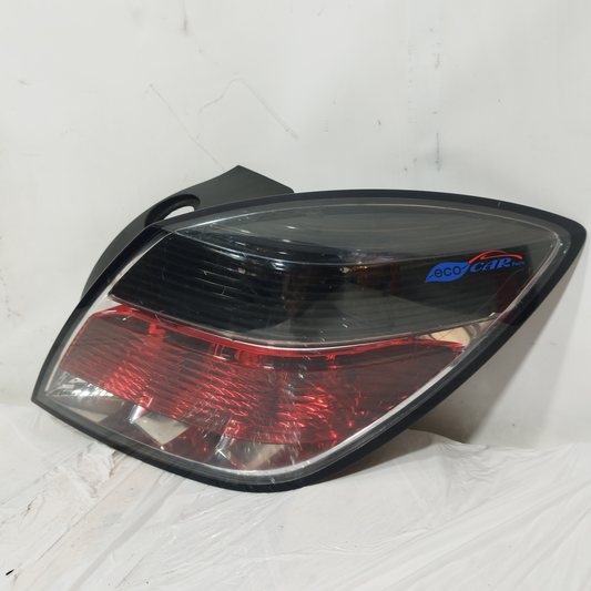 Rechte Rückleuchte Opel Astra J 2007 Code: 13252444 ecoAC13348