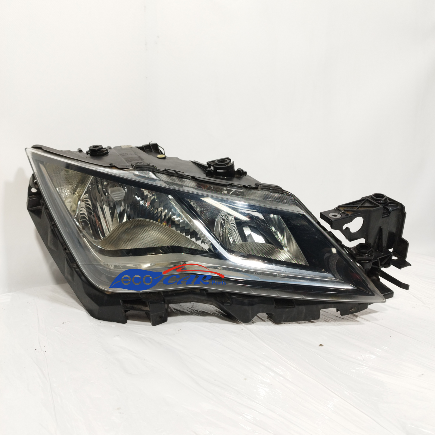 Fanale anteriore dx Seat Leon 2015 ecoAC11753