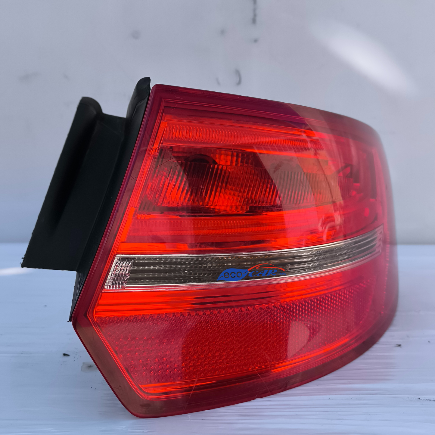 Audi A3 8P 2010 ecoAG7424 rechte äußere Rückleuchte