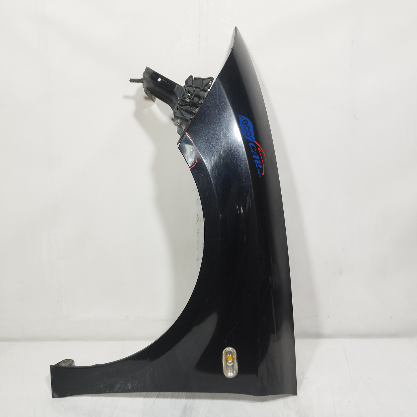 Parafango anteriore sx nero Seat Leon 2009 ecoAC13323