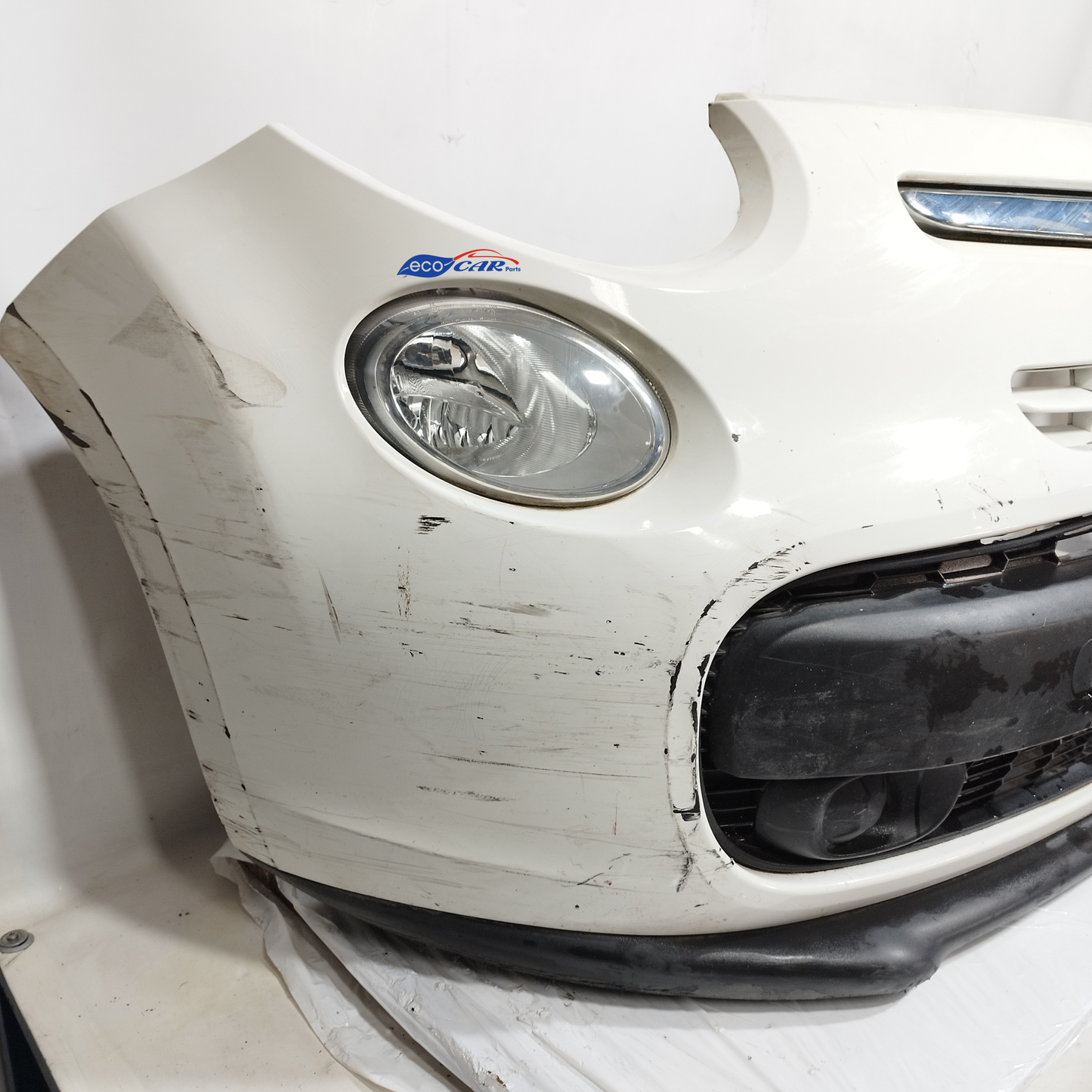 Paraurti anteriore bianco Fiat 500L 2014 ecoAC14211