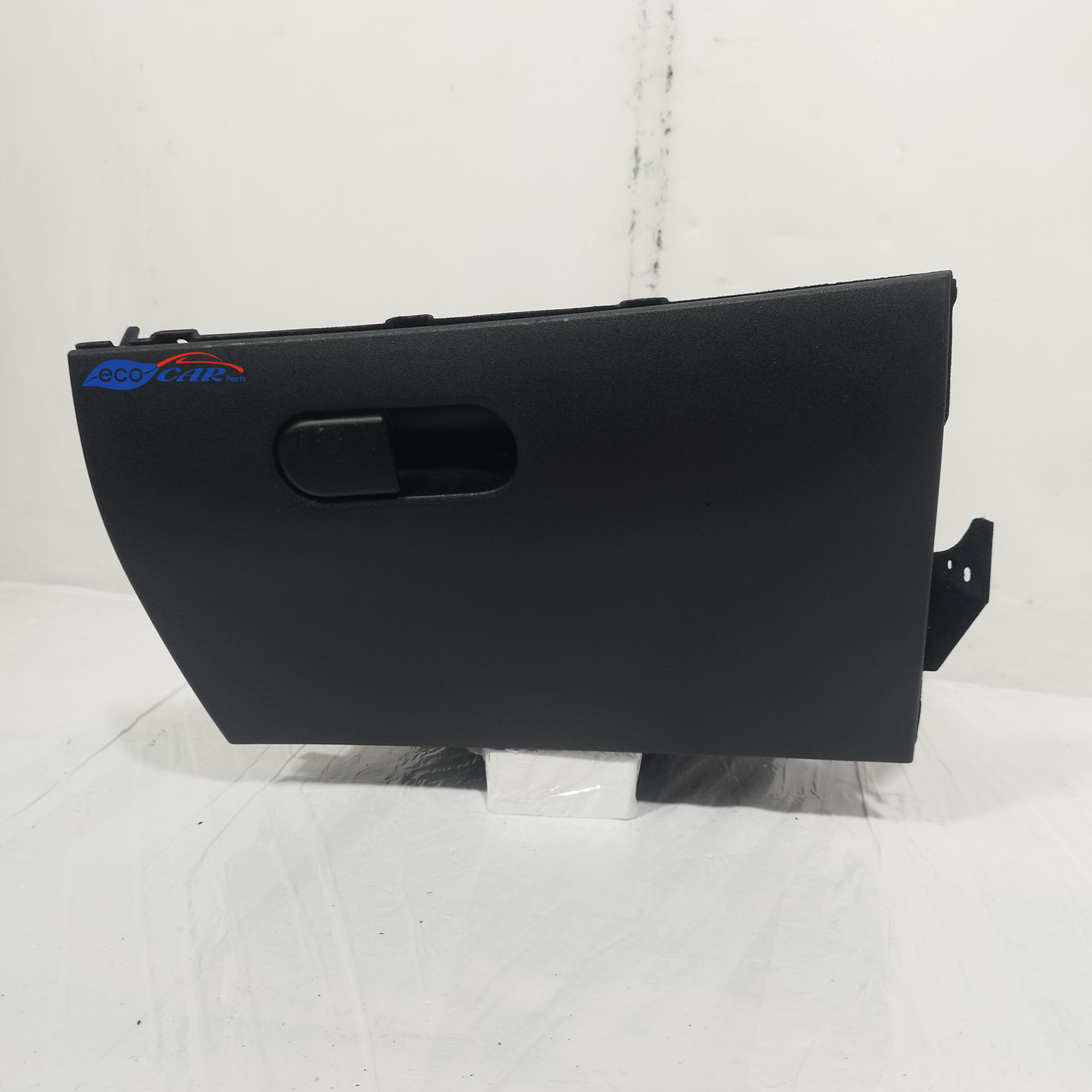 Alfa Romeo Giulietta 2015 Handschuhfach Code: 1560993050 ecoAC14024