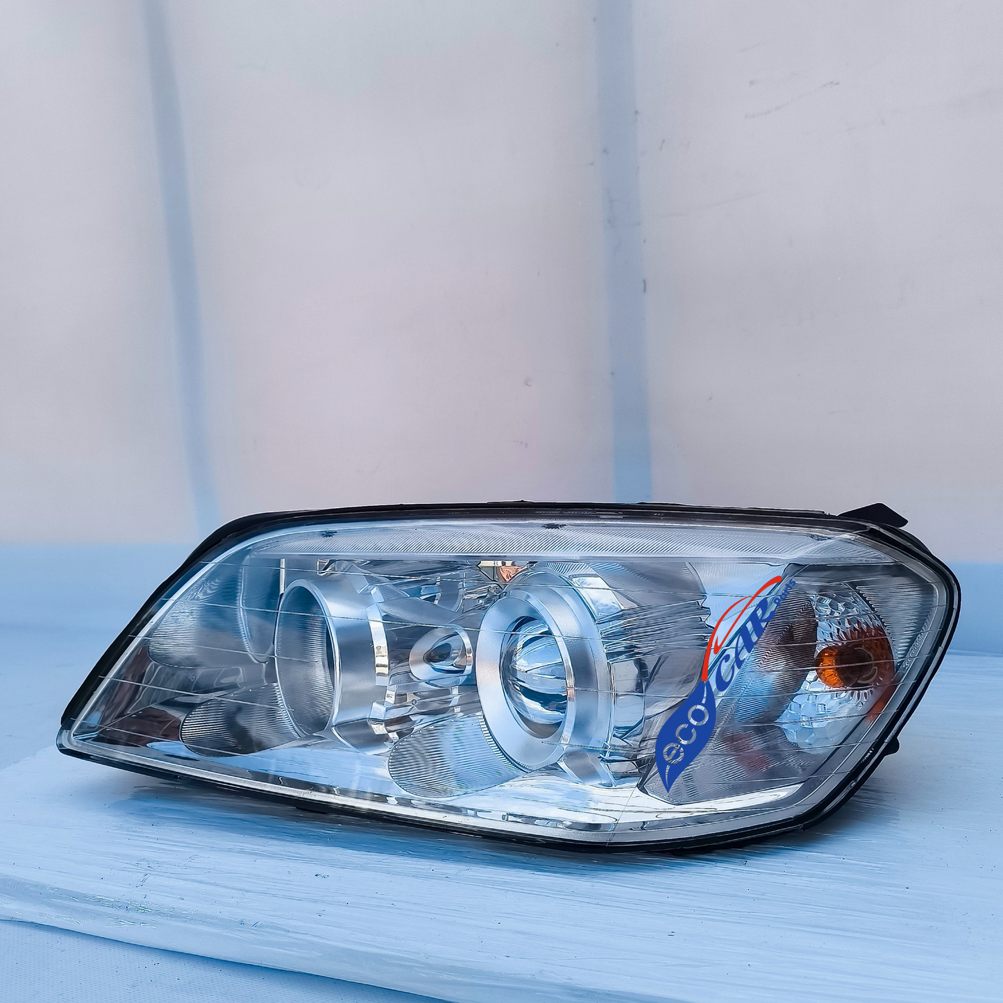 Chevrolet Captiva left front light year 2008 ecoAG6690