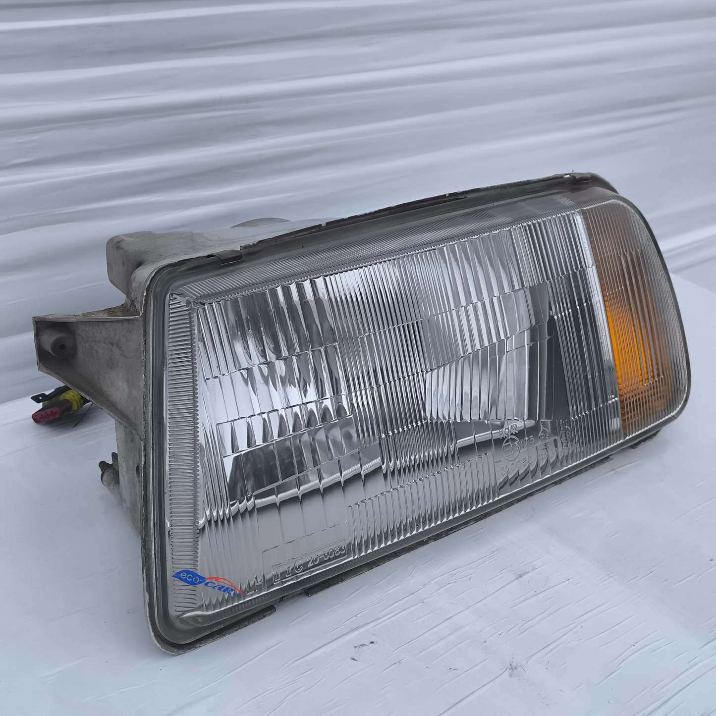 Fanale anteriore sx Suzuki Vitara anno 1992 marca TYC ecoAG7651