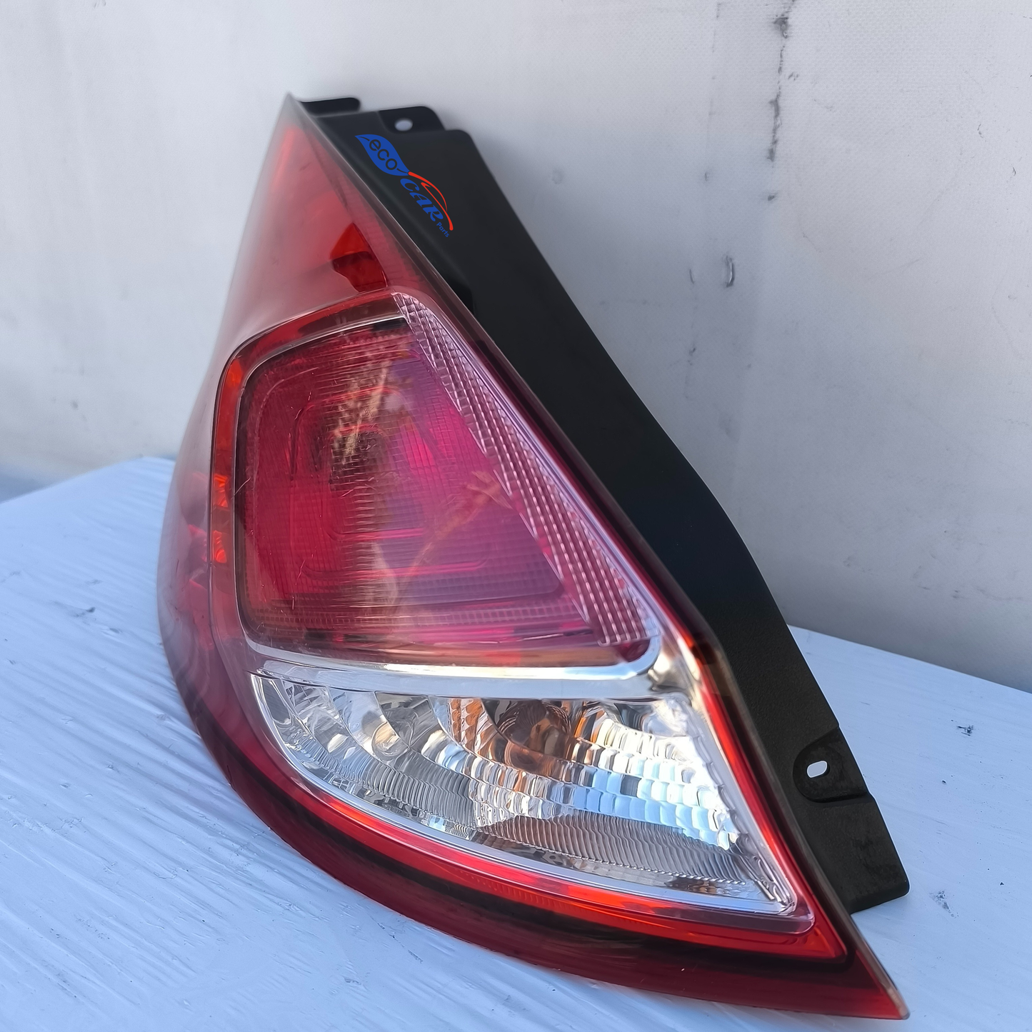 Fanale posteriore sx Ford Fiesta anno 2011 ecoAG7503