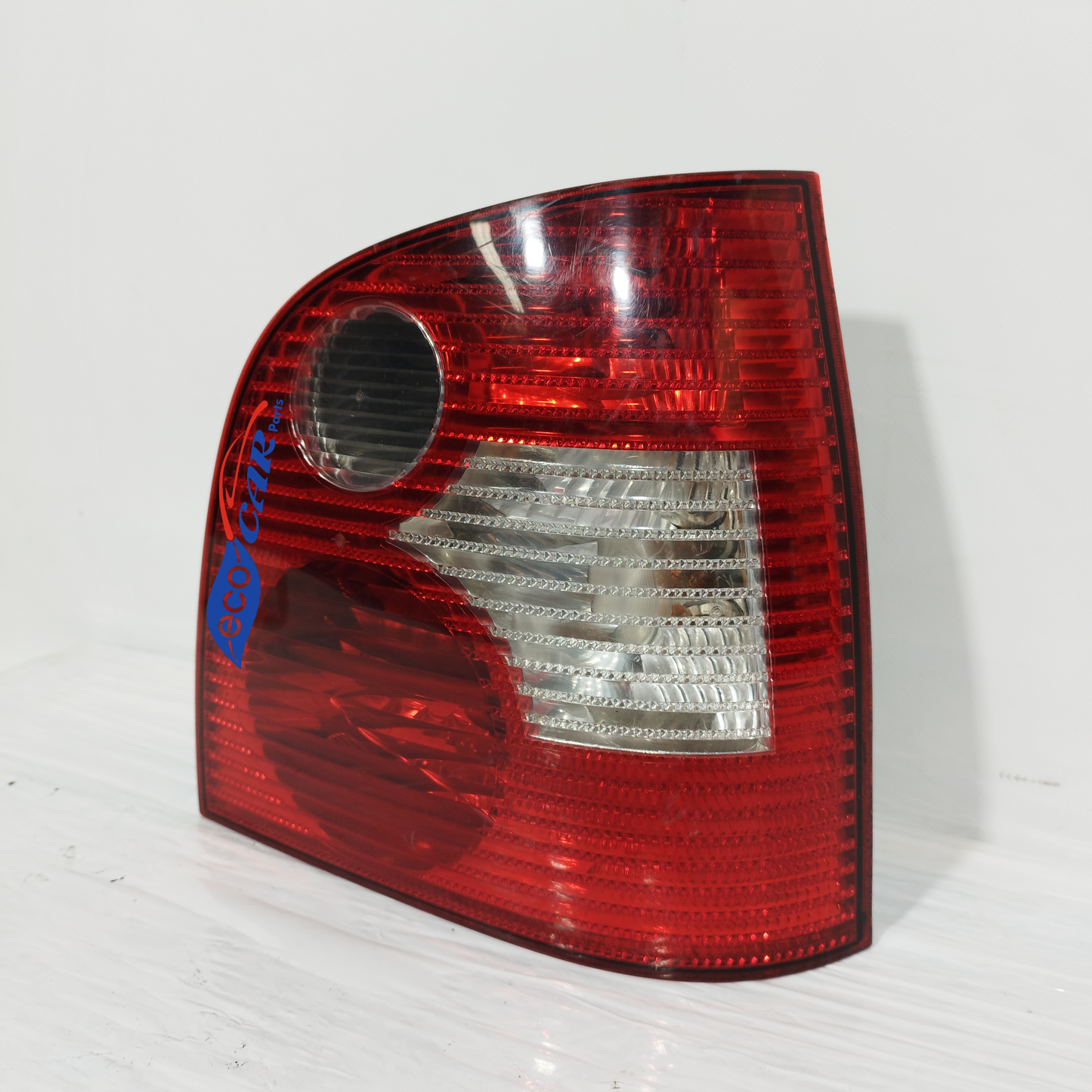 Volkswagen Polo 2003 ecoAC11669 rechte Rückleuchte