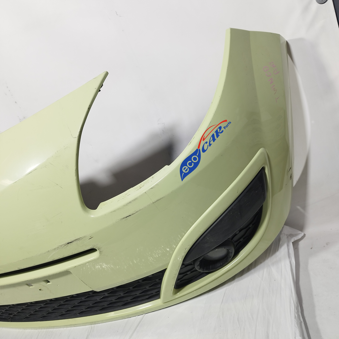 Hellgrüne Frontstoßstange Renault Twingo 2008 ecoAC13469