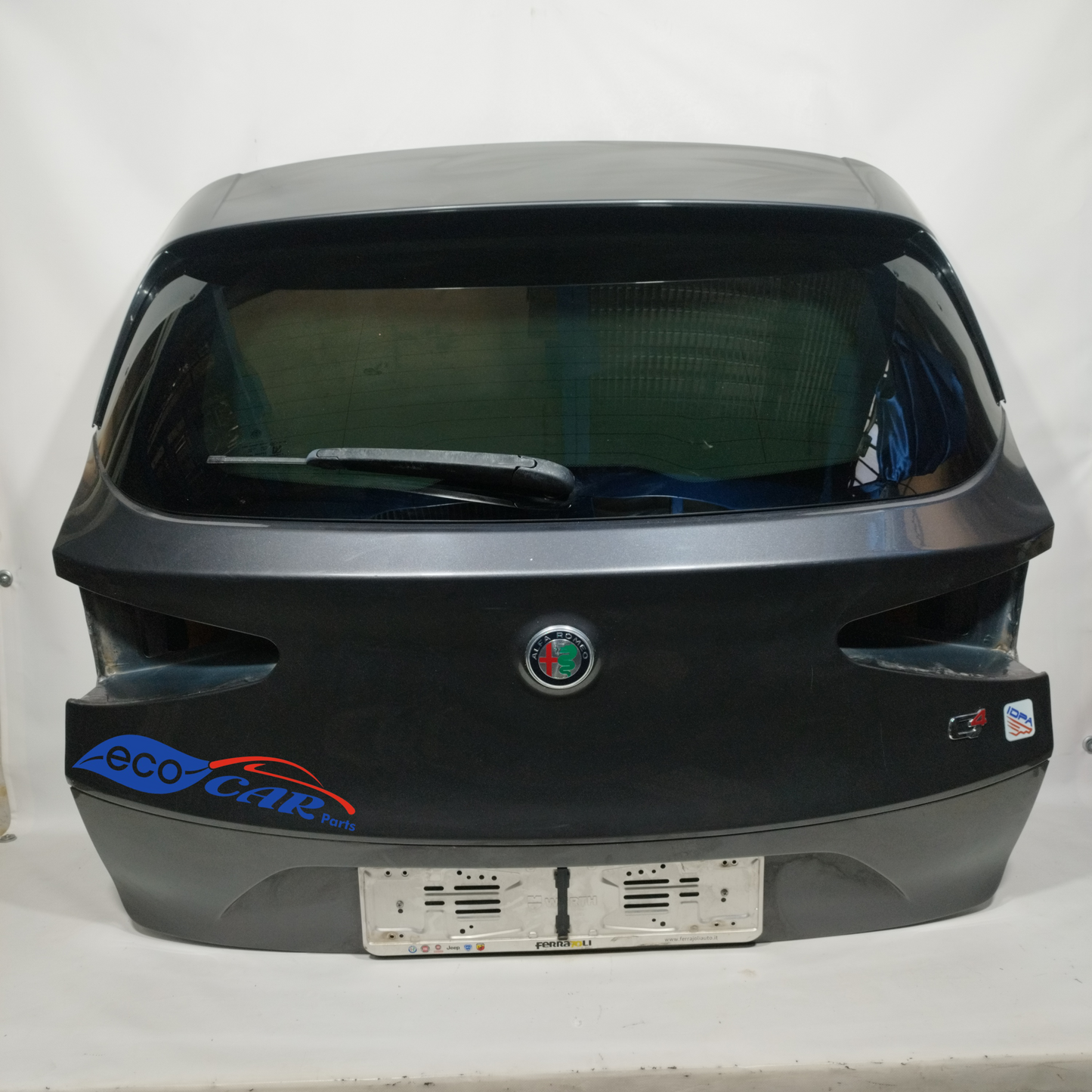 Tailgate Vesuvius Grey Metallic Alfa Romeo Stelvio Q4 ecoAC11778