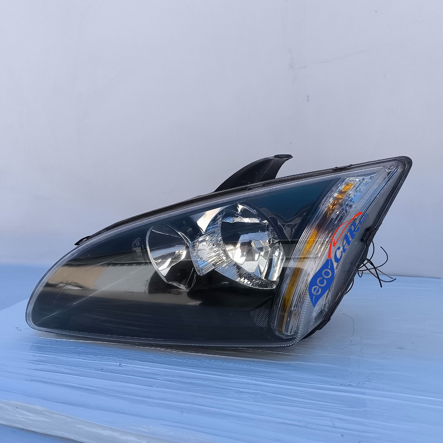 Fanale anteriore sx Ford Focus anno 2005 fondo nero ecoAG6606