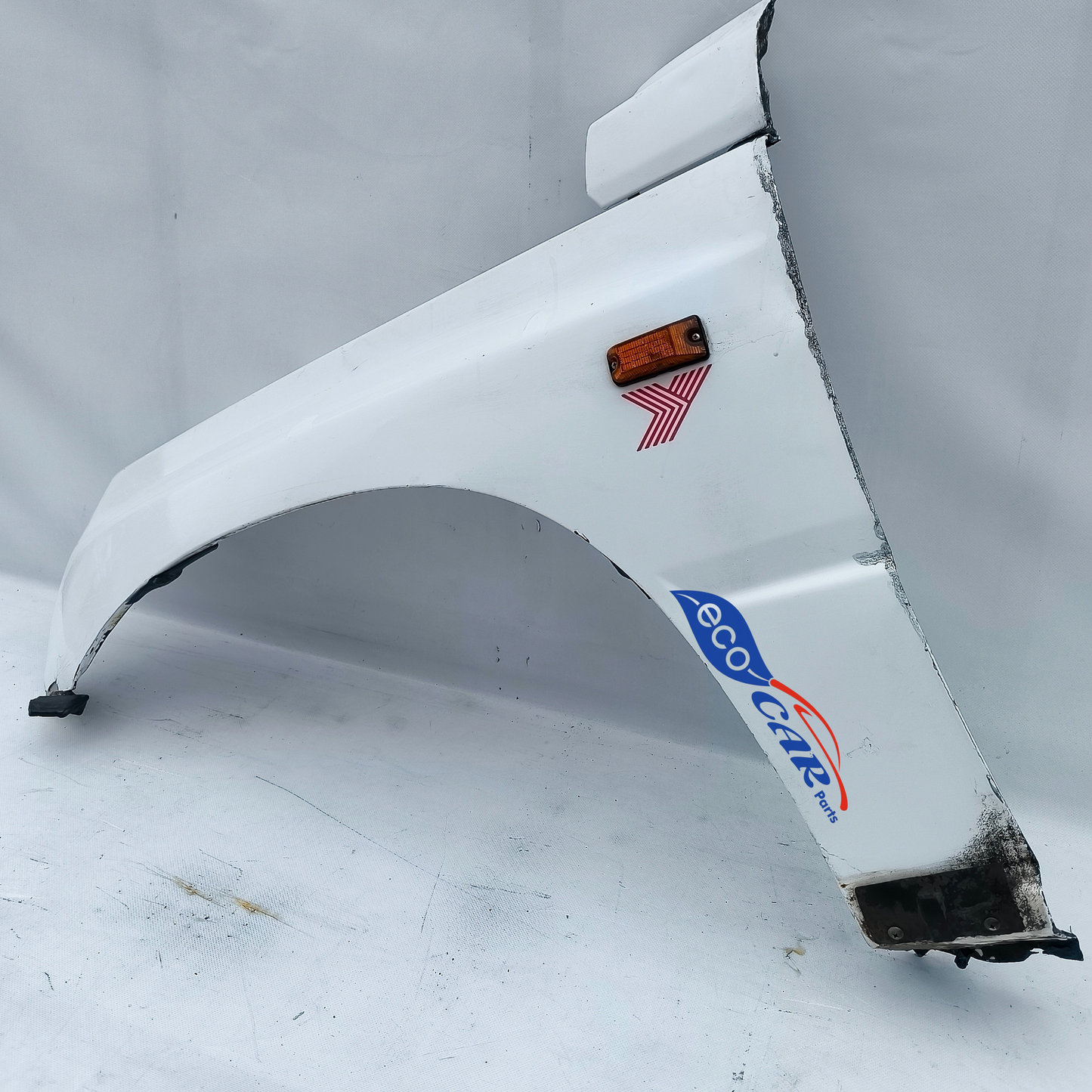 Parafango sinistro bianco Suzuki Vitara anno 1992 ecoAG6972