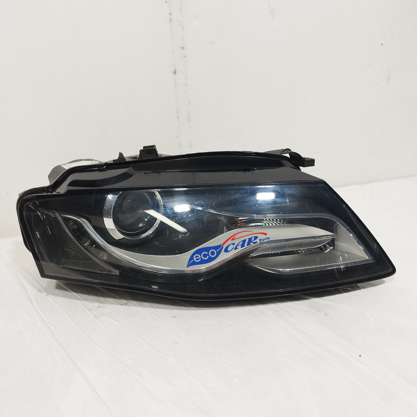 Fanale anteriore dx Audi A4 2010 Xenon Cod: 0301240272 ecoAC12875