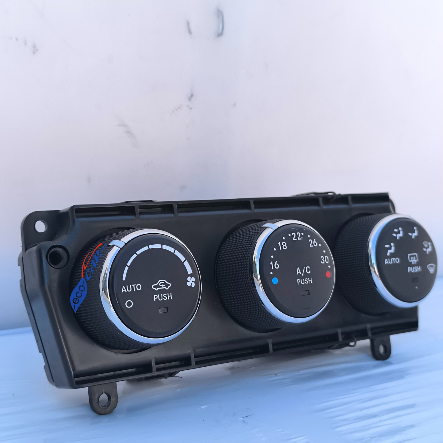 Jeep Compass 2011 digitales Klimabedienteil Code p55111134AC ecoAG7411