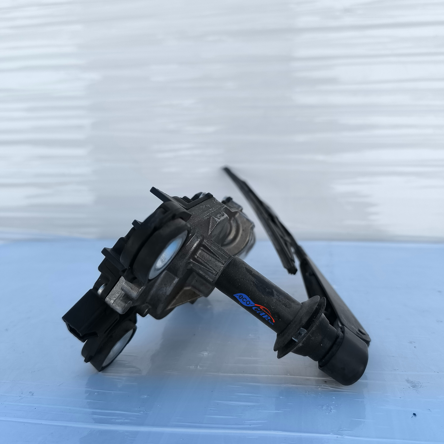 Motorino tergicristallo posteriore Ford Focus / Mondeo anno 2010 cod: 0390201875 ecoAG7711