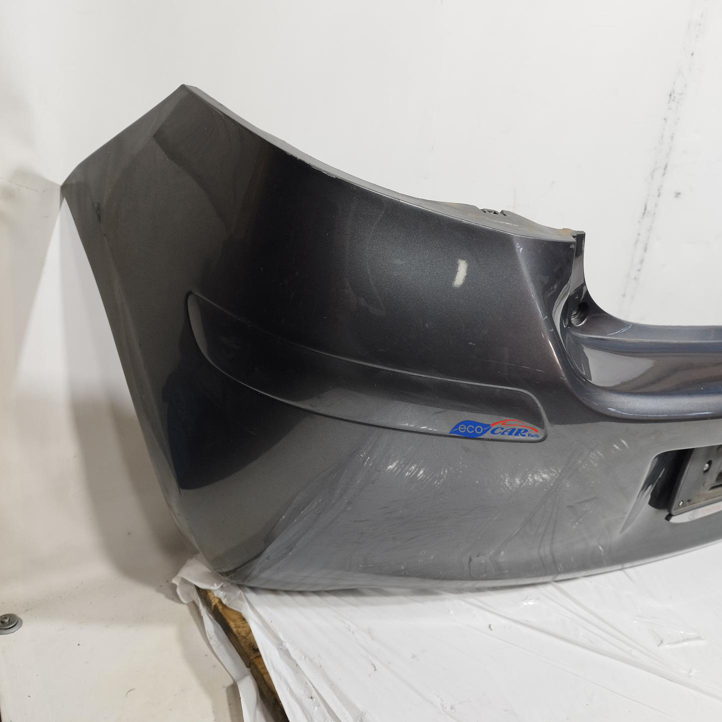 Paraurti posteriore grigio scuro Toyota Yaris 2011 ecoAC14202