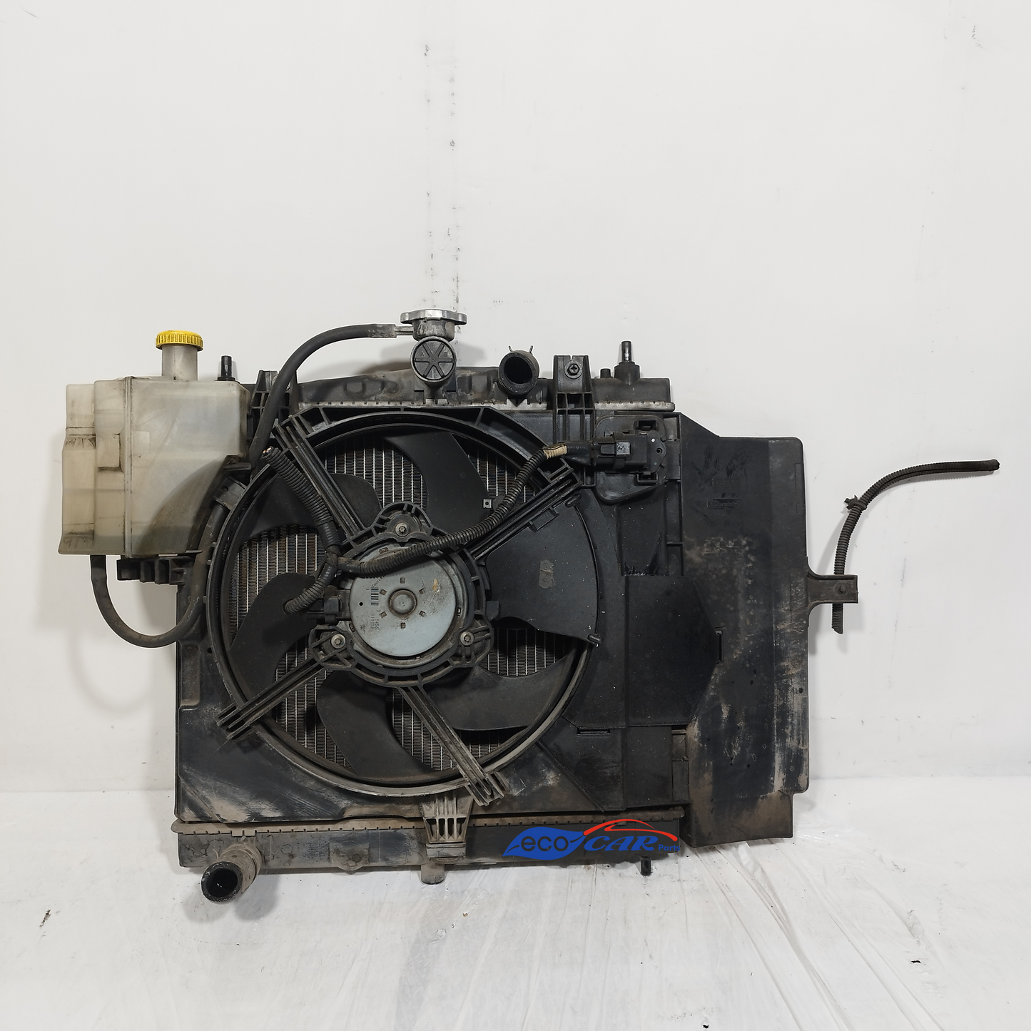 Wasserkühler mit Lüfter Nissan Note 1.4 B 2010 ecoAC13101