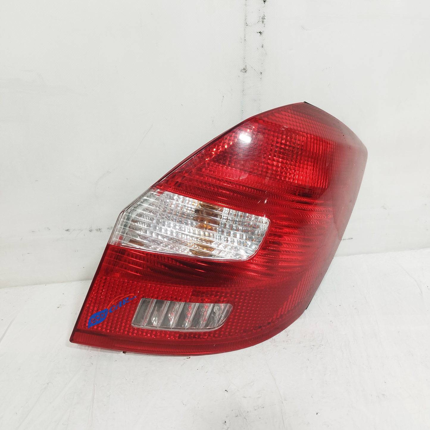 Rechte Rückleuchte Skoda Fabia 2010 Code: 5J6945112 ecoAC13930