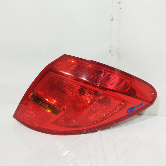 Rücklicht rechts Opel Meriva B 2011 Code: 21638009 ecoAC13408