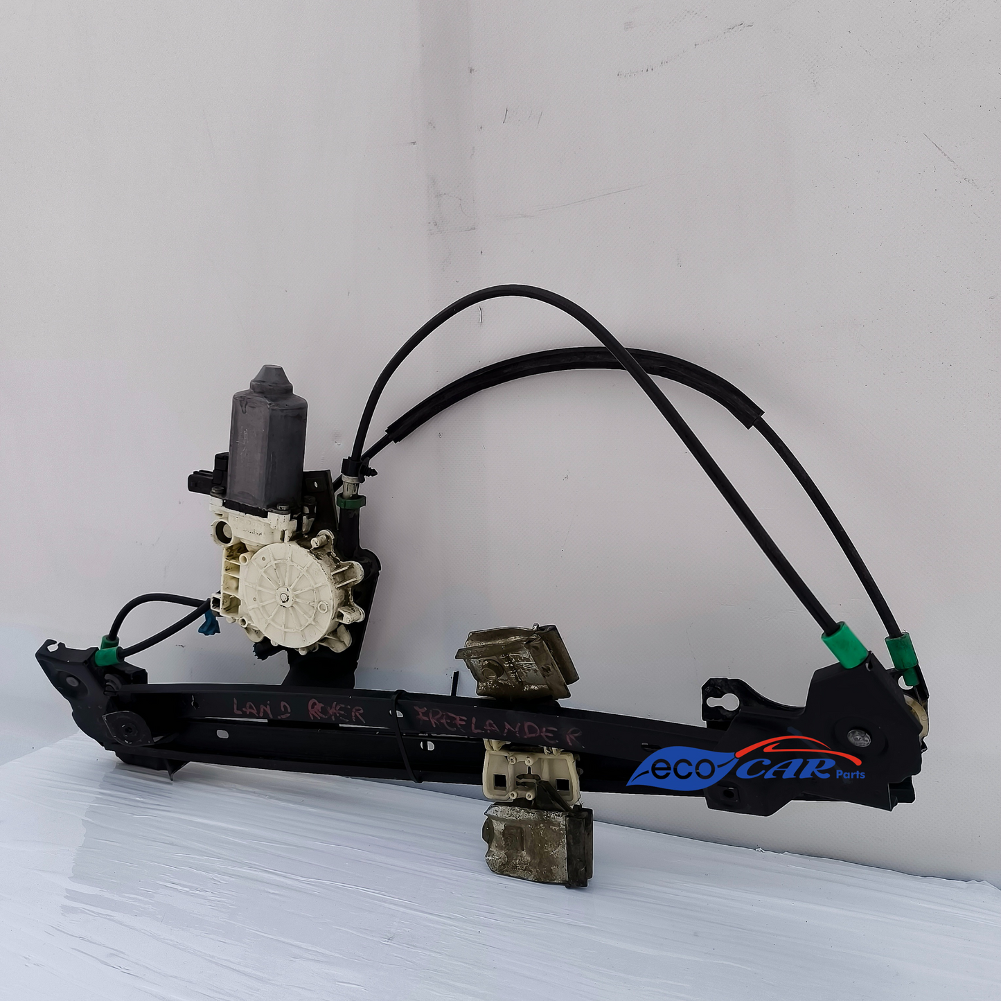 Gepäckträger vorne rechts Land Rover Freelander Baujahr 1999 Code: 6n4959801B ecoAG6781