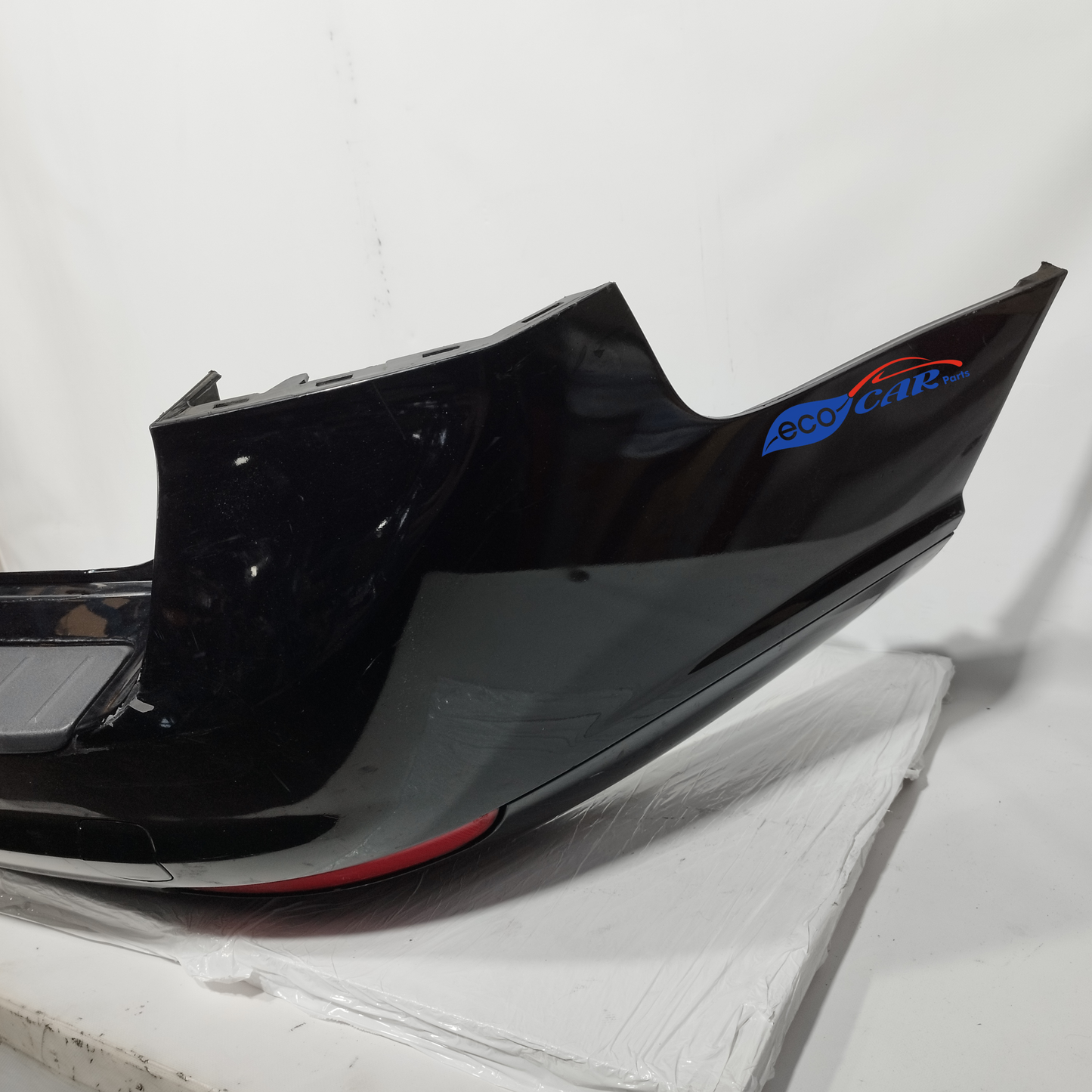 Black Rear Bumper Volvo V50 2011 ecoAC12160