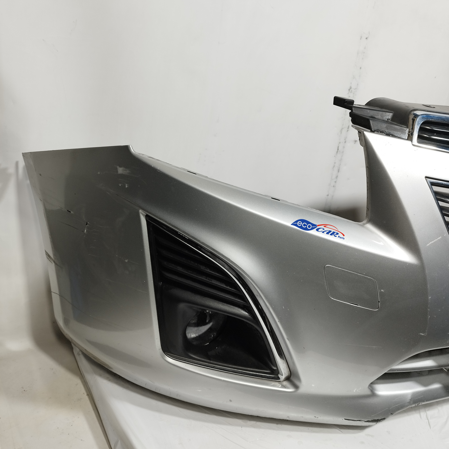 Paraurti anteriore grigio Chevrolet Cruze 2010 ecoAC14282