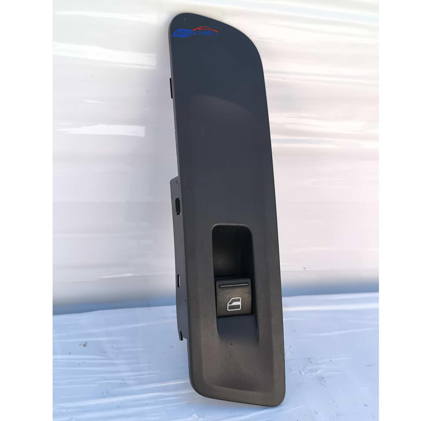 Pulsantiera anteriore dx Volkswagen Tiguan anno 2009 cod: 5N1867256A ecoAG7710