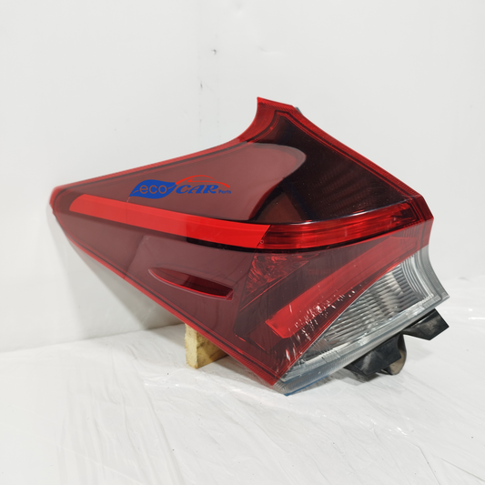 Toyota Auris 2018 ecoAC12095 Linke Außenrückleuchte