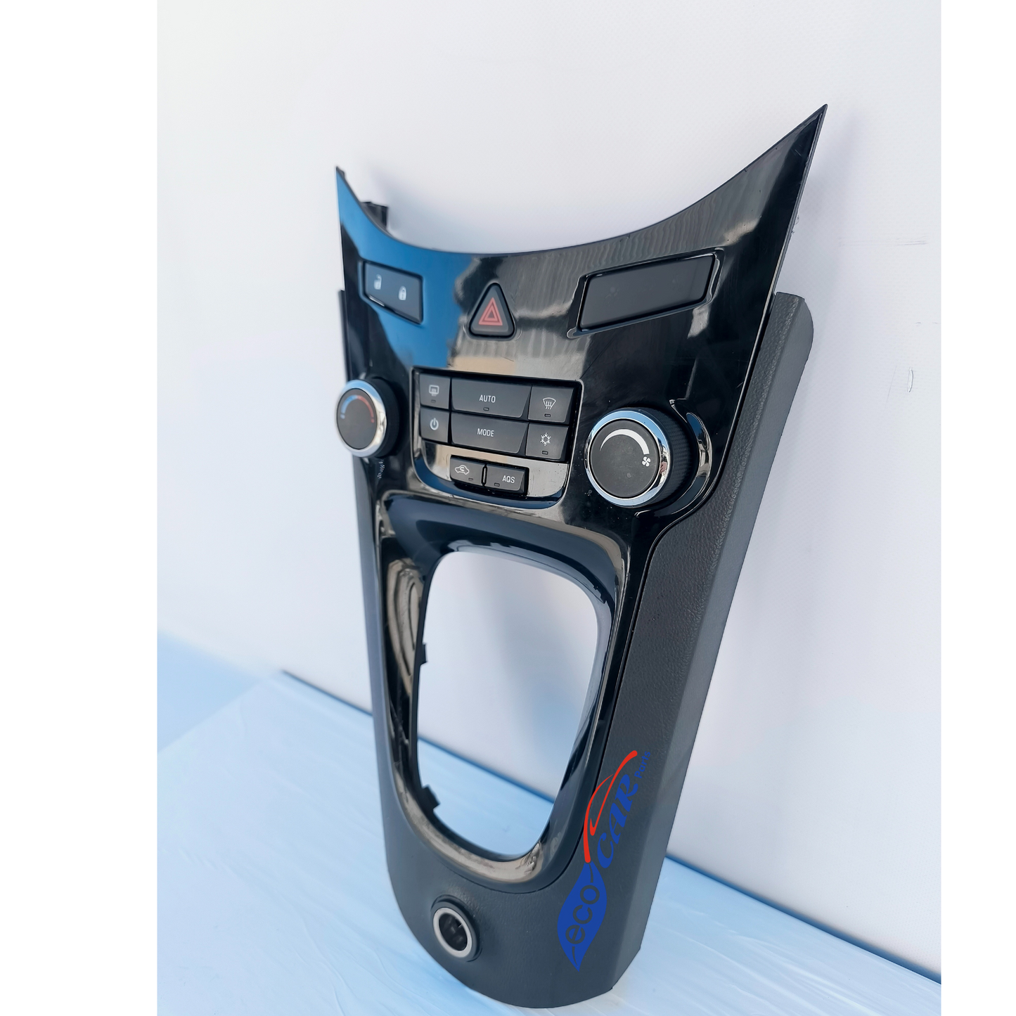 Autoradio-Klimabedienteil komplett mit Rahmen Chevrolet Orlando Baujahr 2015 ecoAG6496