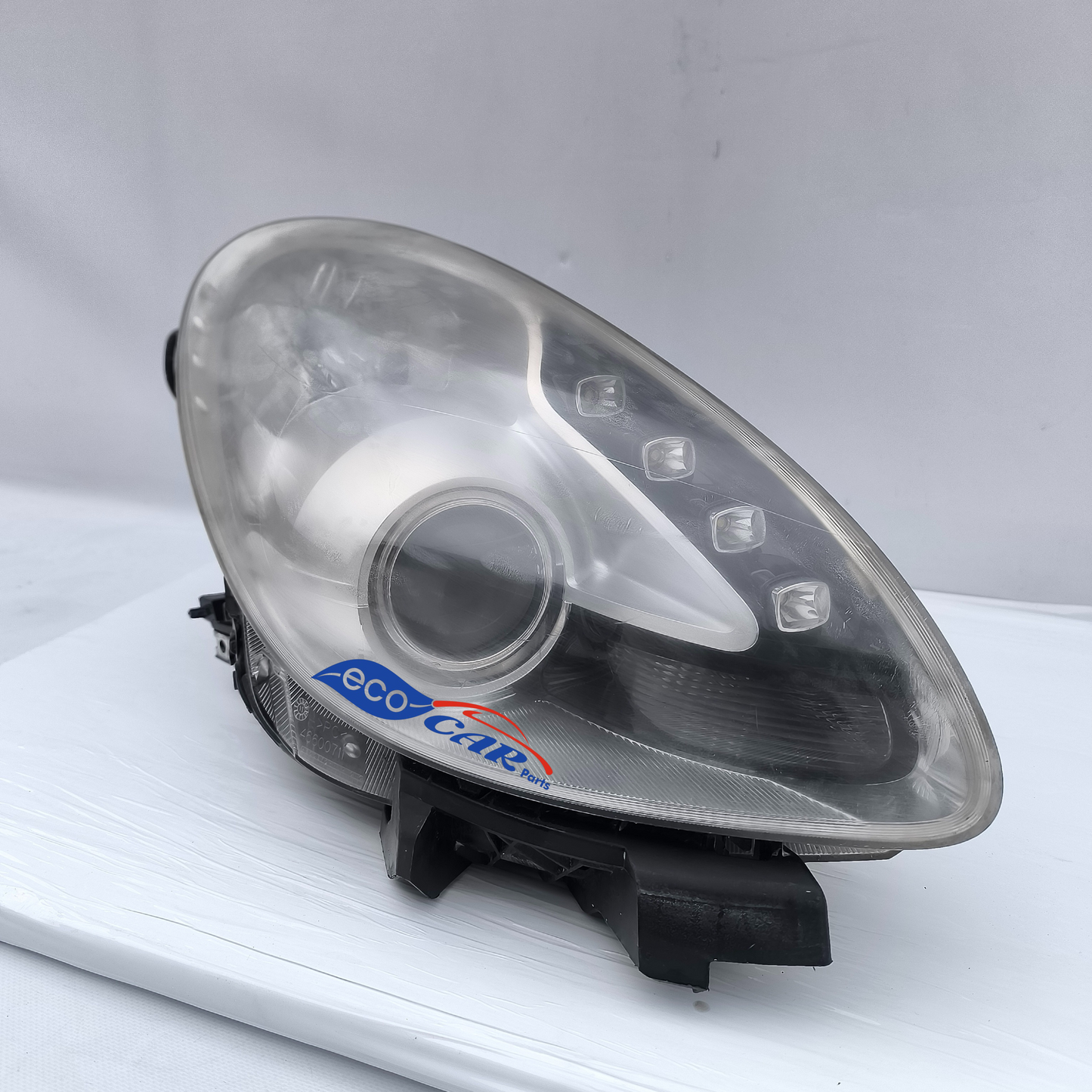 Right front light Xenon / Led Alfa Romeo Giulietta ecoAG6814