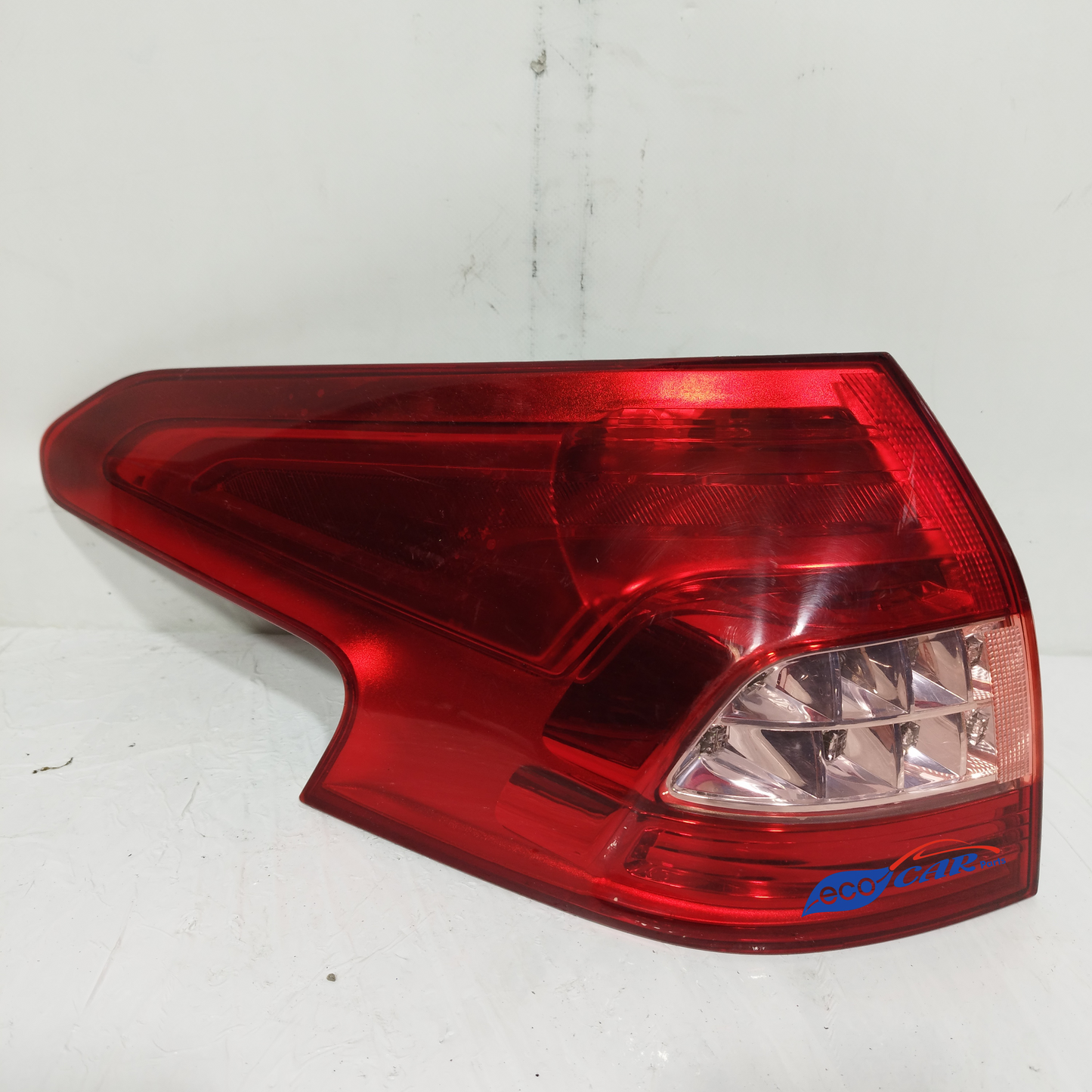 Linke LED-Rückleuchte Citroen C5 SW 2010 ecoAC13137