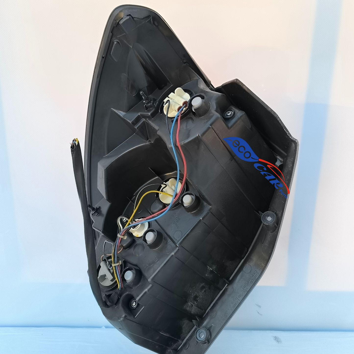 Chevrolet Captiva rear light right year 2012 ecoAG6442