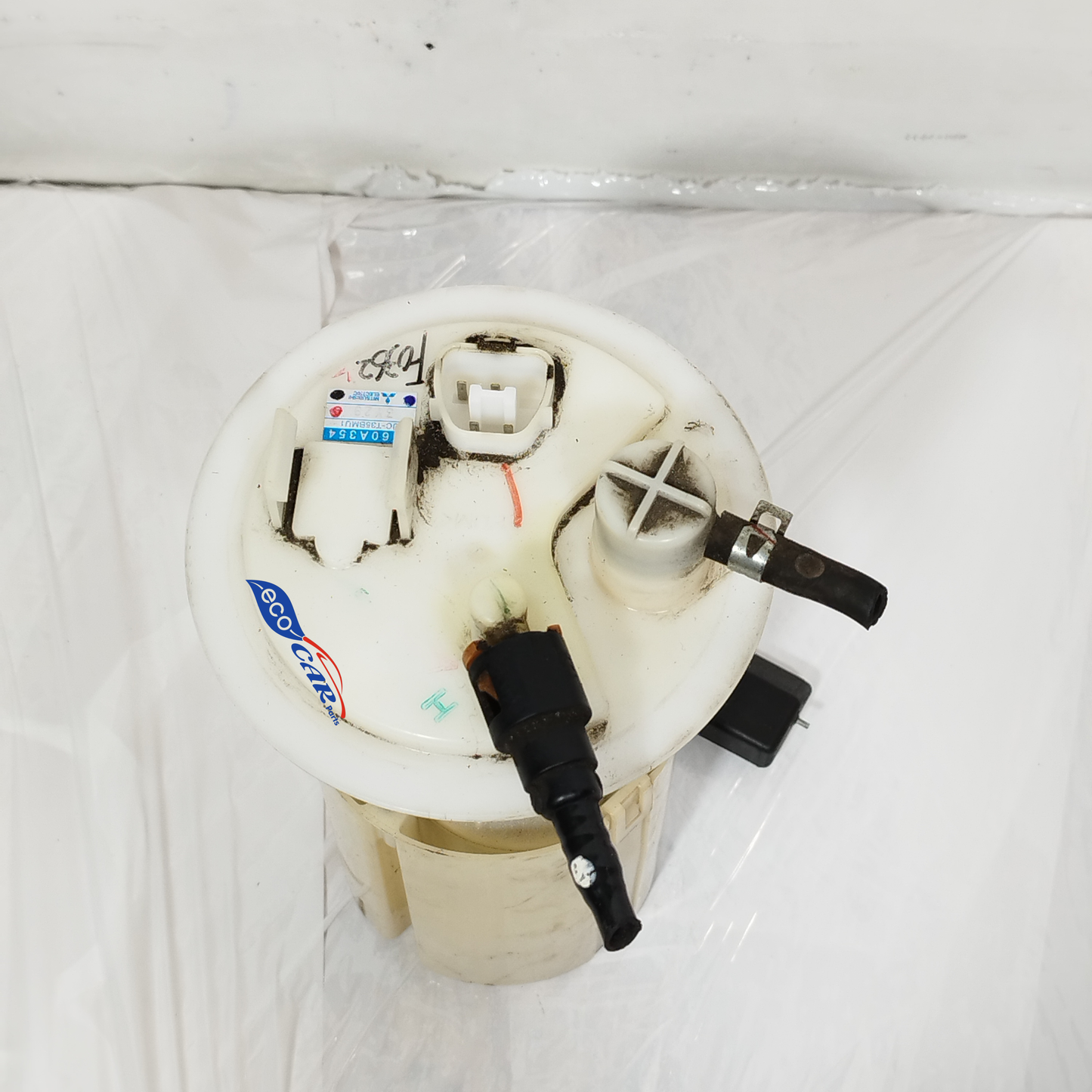 Mitsubishi Space Star 1.0B 2015 Schwimmerpumpe Code: 1760A354 ecoAC13396