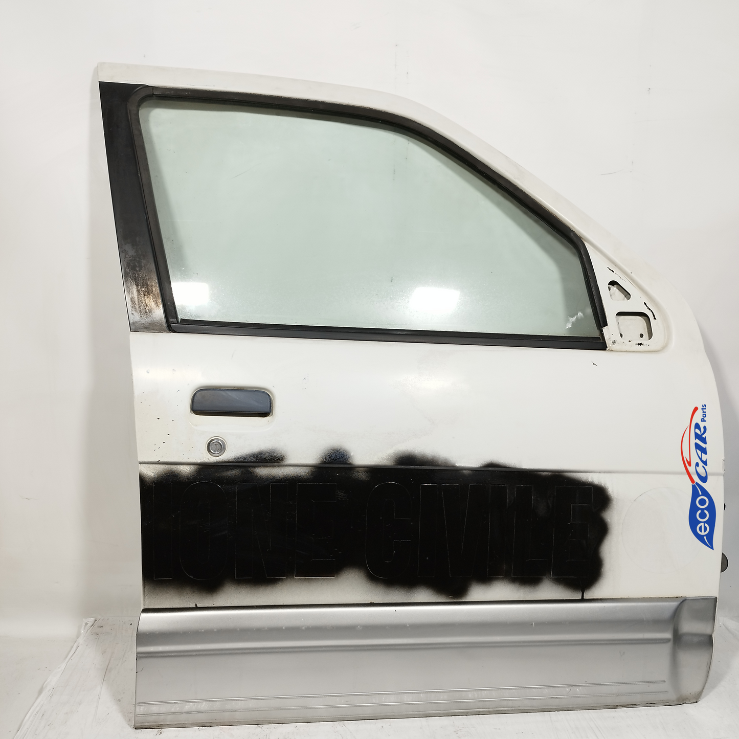 White right front door Daihatsu Terios 2000 ecoAC623