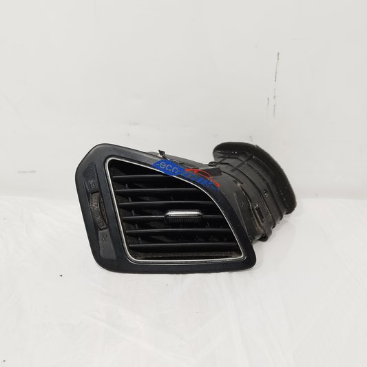 Bocchetta aria lato dx Hyundai IX35 2012 Cod: 97490-2S000 ecoAC12497