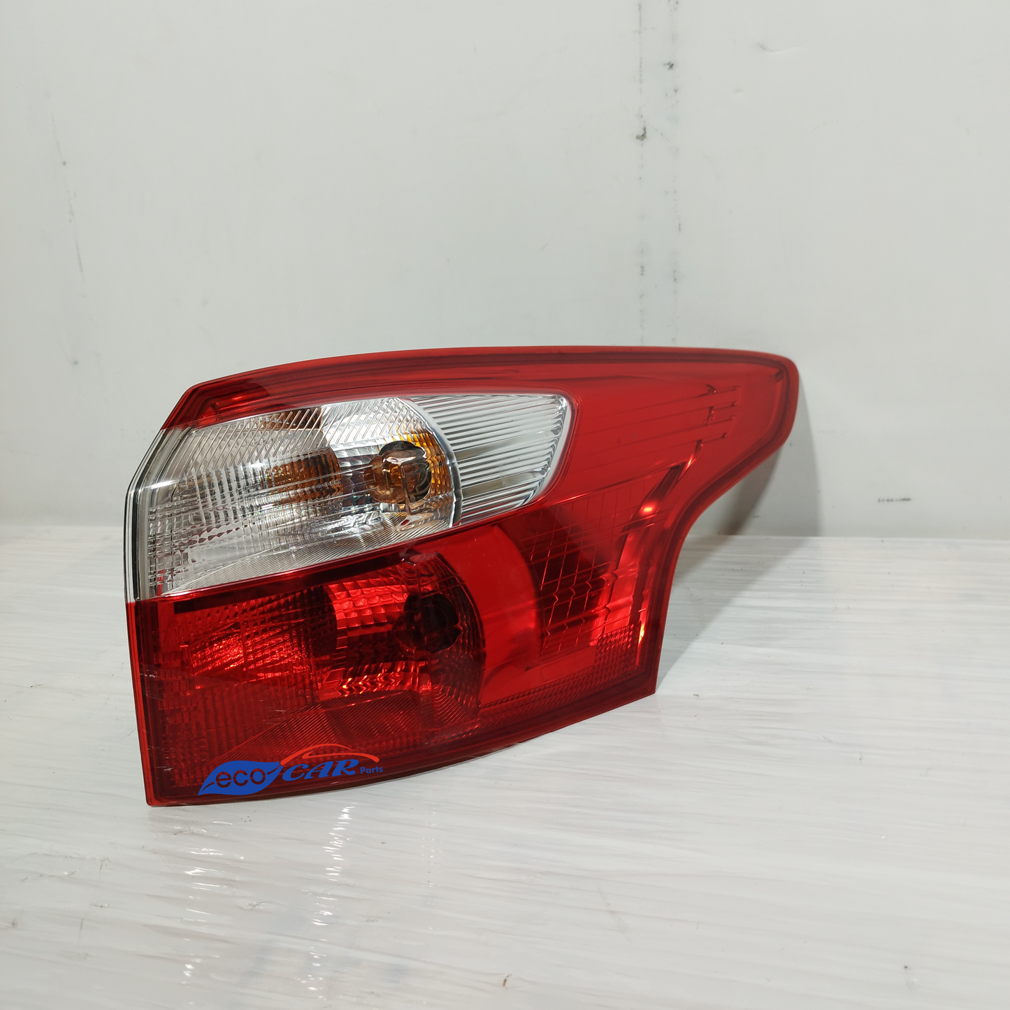 Citroen C4 2011 ecoAC12655 right rear light