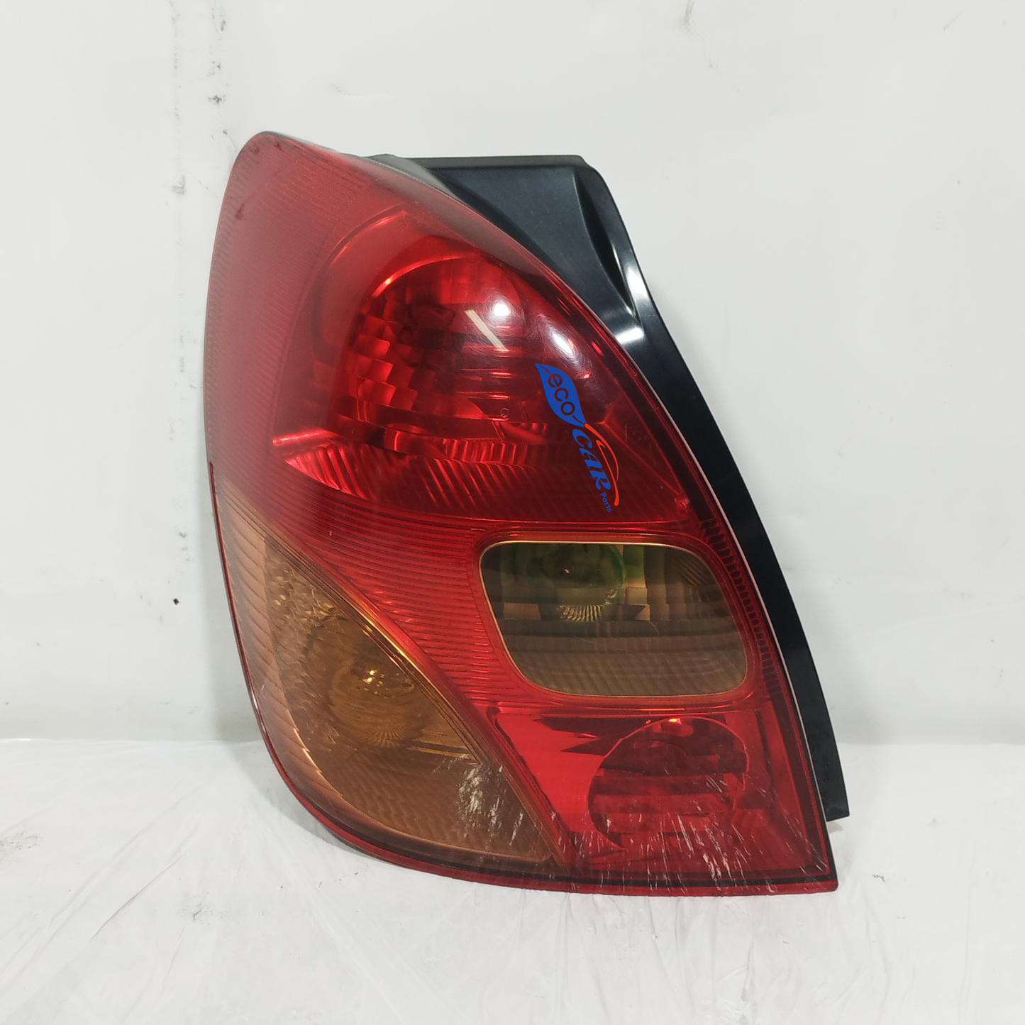 Toyota Corolla Verso 2005 ecoAC13327 Linke Rückleuchte