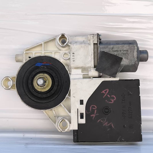 Motorino alzacristalli anteriore sx Audi A3 8P Cod. 05074605 ecoAG7788