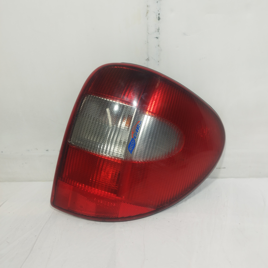 Fanale posteriore dx Chrysler Voyager 2003 ecoAC13908