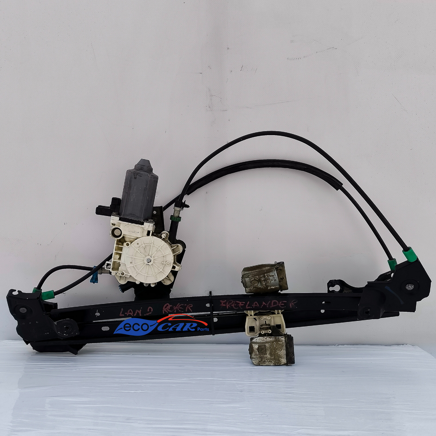 Gepäckträger vorne rechts Land Rover Freelander Baujahr 1999 Code: 6n4959801B ecoAG6781