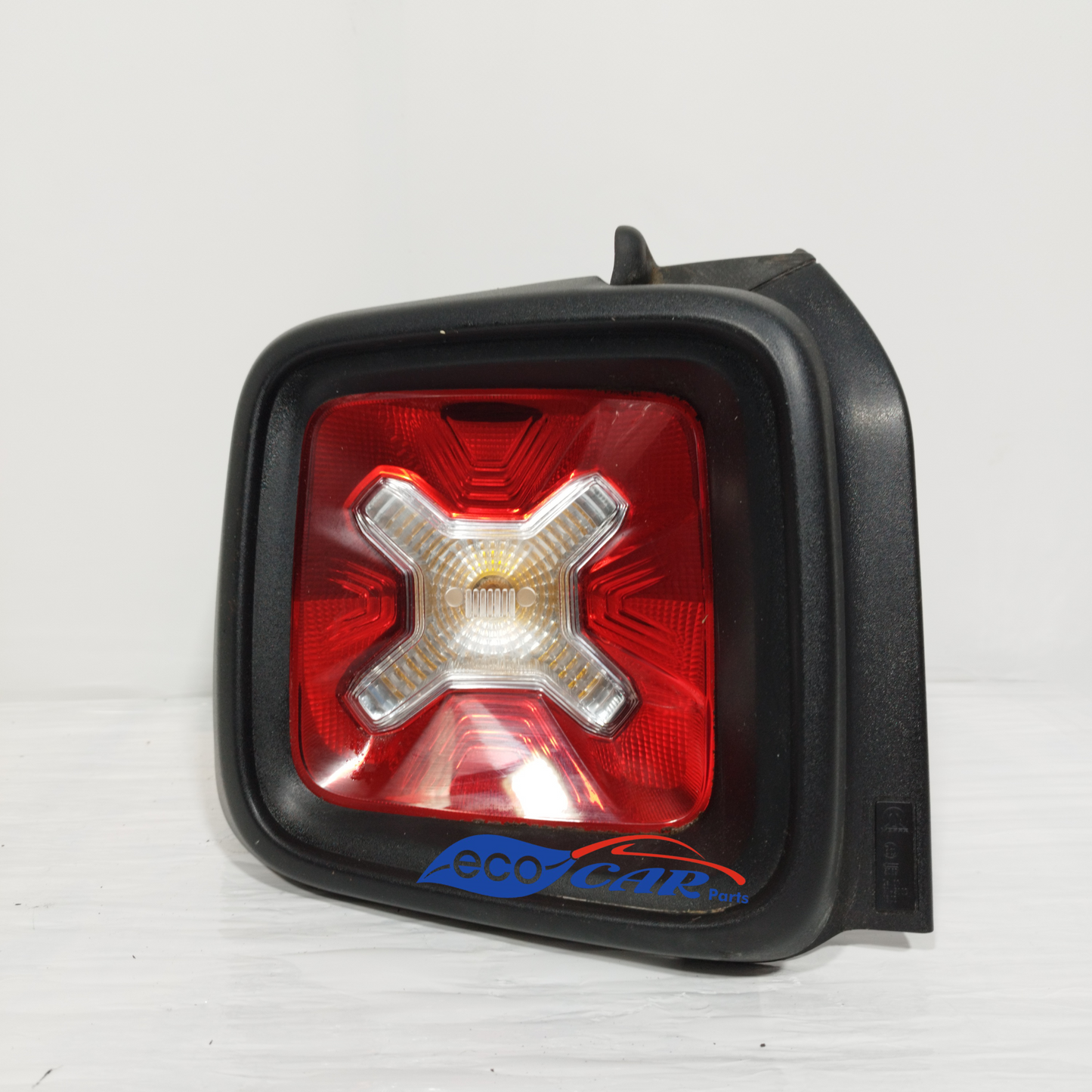 Linke Rückleuchte Jeep Renegade 2016 ecoAC11643