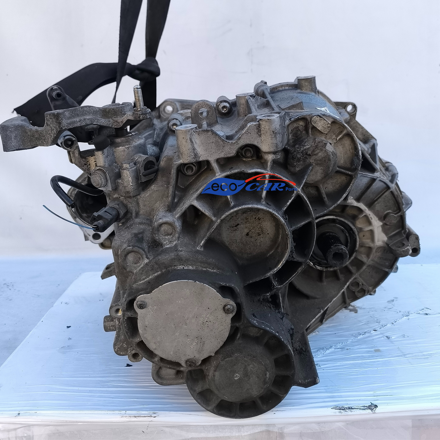 Cambio Volkswagen Tiguan 2.0 TDI 4x4 6 marce anno 2009 cod. LMU 06A301107C ecoAG7241