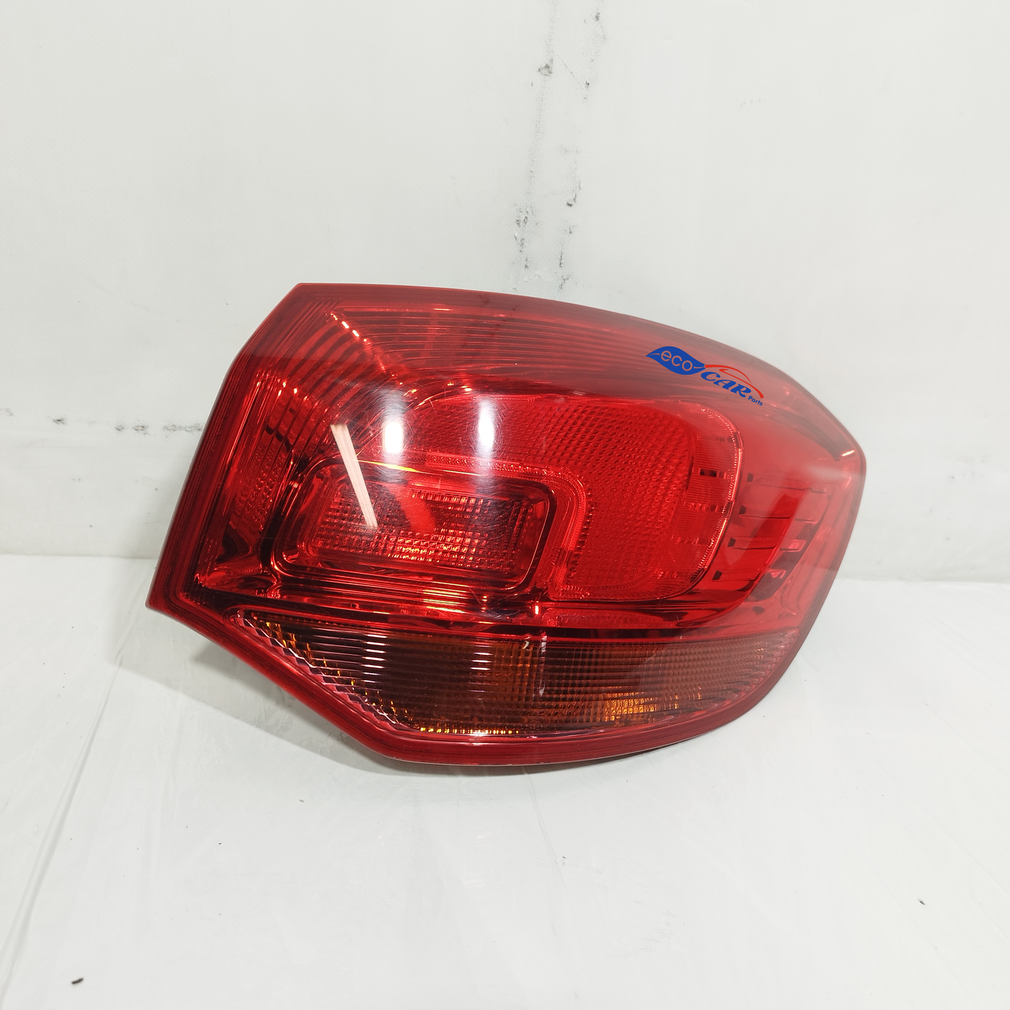 Opel Astra J SW 2013 LED-Rückleuchte rechts Code: 13282243 ecoAC13903