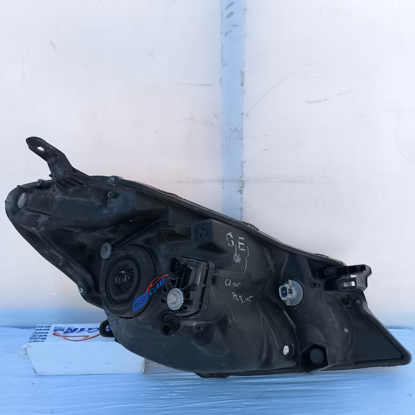 Fanale anteriore sx Toyota Yaris anno 2014 ecoAG7568