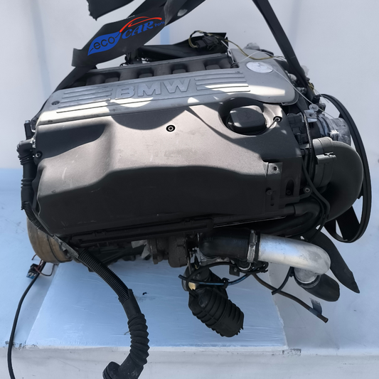 BMW 5 Series E39 3.0 D Engine Code 306D1 complete engine with wiring harness, control units and pedal (the pedal is cutaway) ecoAG7084
