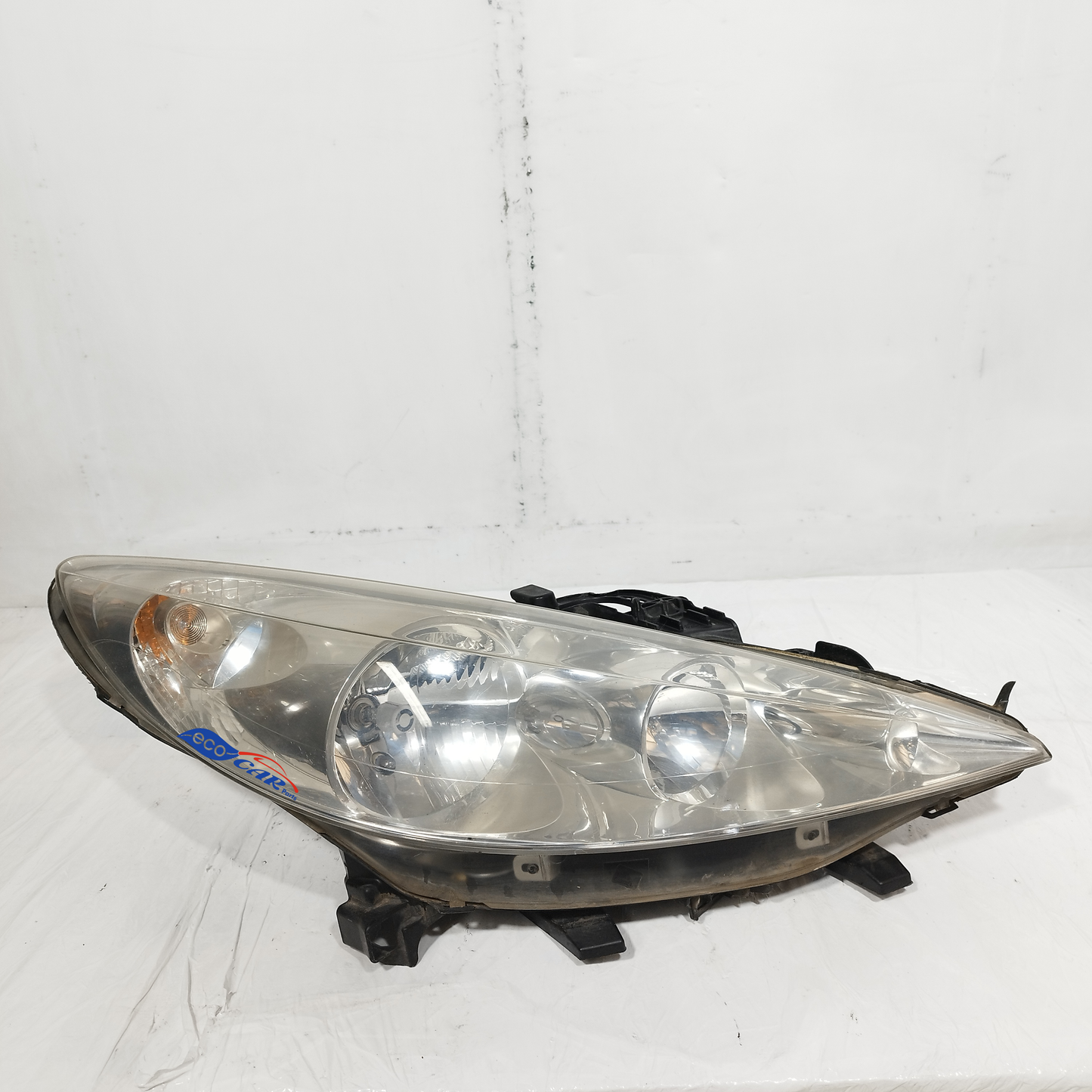 Peugeot 207 2009 rechter Frontscheinwerfer Code: 9649986180 ecoAC13925