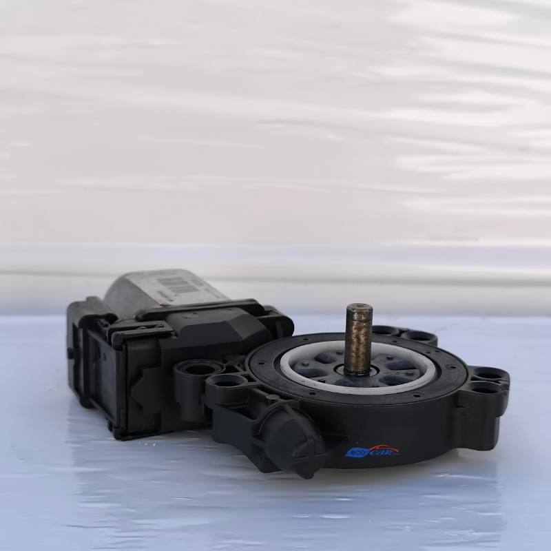 Motorino alzacristalli posteriore dx Nissan Qashqai anno 2012 cod: 402035J ecoAG7787