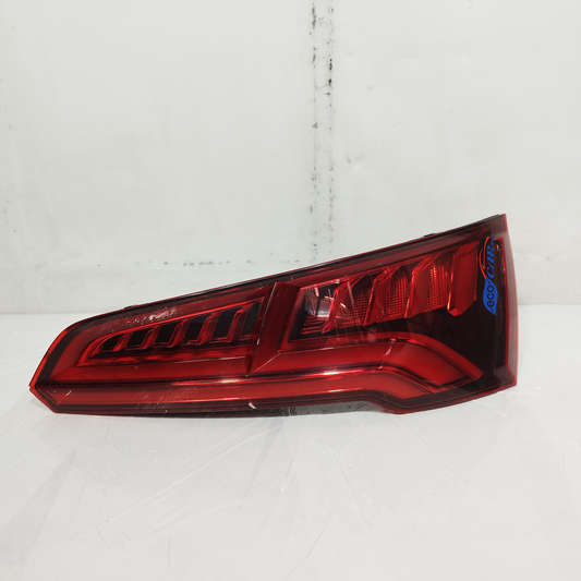 Fanale posteriore dx a Led Audi Q5 2018 ecoAC13987